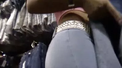 Maids arrangere en vild udskejelser i et palads pornofilm lesbisk