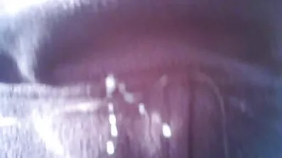 Partner gratis ponofilm i hvide leggings rider en fyrs pik