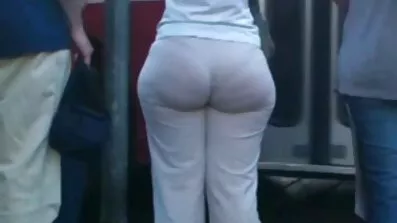 Babe tager en full pornofilm stor pik i anus