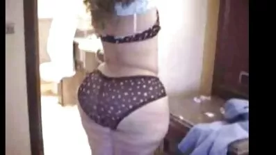 Stepmoms seksuelle fantasier krydser alle grænser sexfilm 18