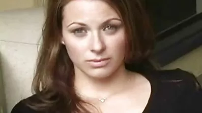 Jeg er så frossen! Chauffør, kan du varme min fisse med en køb pornofilm pik?