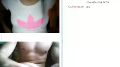 Sæt mager russisk på pik og kneppet i Fisse gratis danske sexfilm
