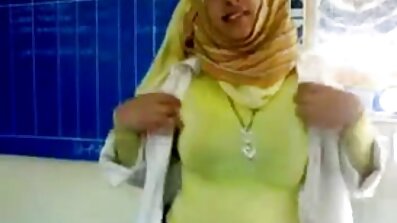 Fucks + en + servitrice