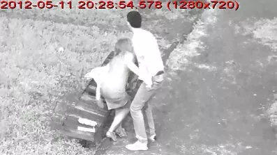 Redhead Milf elsker at føle mere end en pornos 2 pik i huller