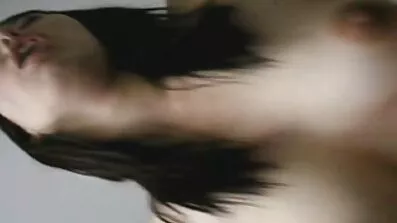 Pige på sengen cums på dvd pornos live cam