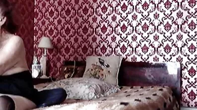 Lidenskabelig køn russisk par i video pornofilm sengen
