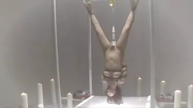 Mænd gangbanged af nye danske pornofilm to unge skolepiger