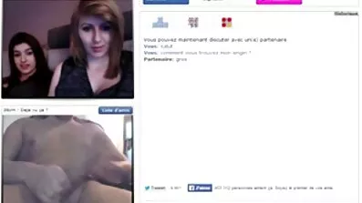 Sensuel babe valgte en sort pik pornofilm for par og gik ikke glip af det