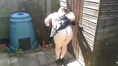 Pige efter træning er klar til køn svenske pornofilm