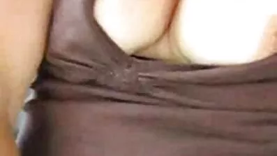 Skinn ballerina ballerina fingering hendes fisse med fingre tv pornofilm
