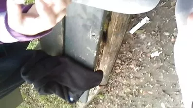 Skaldet heldig par pornofilmexxx fucks lidenskabelige brunetter
