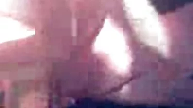 Sød blo. job fra pige på live tysk sexfilm cam