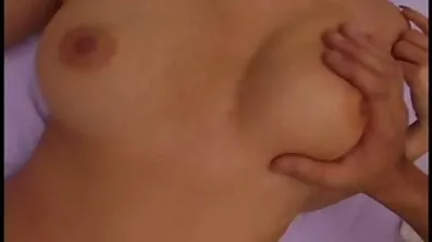 Fragile cutie fucked i røvet på lobbyen gulvet gamle danske pornofilm
