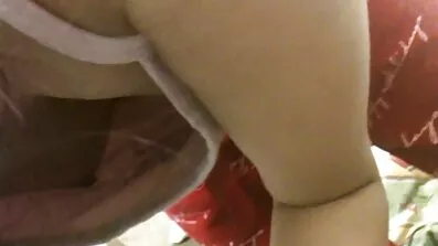 Latina fucked vintage pornofilm på gaden bare for at hævne sig på sin mand