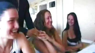 Rødhårede piger i hjelm Stormtrooper gratis ponofilm onanerer anus Dildo