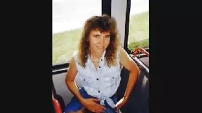 Hård anal fucking ved full pornofilms støbning til kvinder i strømper.
